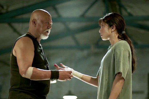 mary-kom-film-review-priyanka-chopra